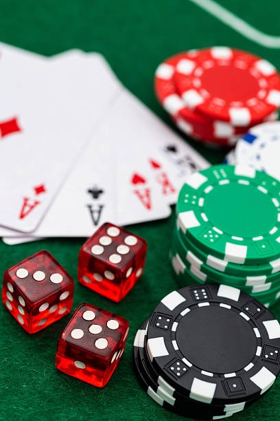 Microgaming slot game interface on uang platform